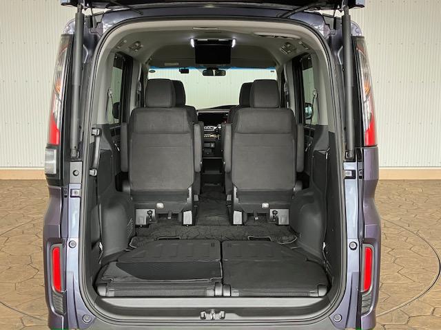 ステップワゴンスパーダ スパーダホンダセンシング 10インチプレミアムインターナビ リア席モニター 前後ドラレコ わくわくゲート ETC 盗難防止 助手席エアバッグ Wパワスラ リアオートエアコン 地デジ LEDライト 横滑り防止システム リアカメラ(31枚目)