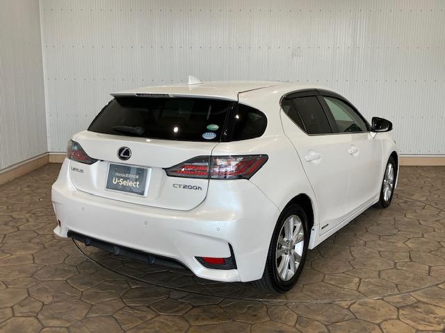 CT CT200hバージョンC メモリーナビ サンルーフ 前後ドラレコ アルミホイール パドルシフト TVナビ サイドエアバック 地デジTV バックガイドモニター キーレスエントリー ESC ETC付き AUTOエアコン エアバック(4枚目)