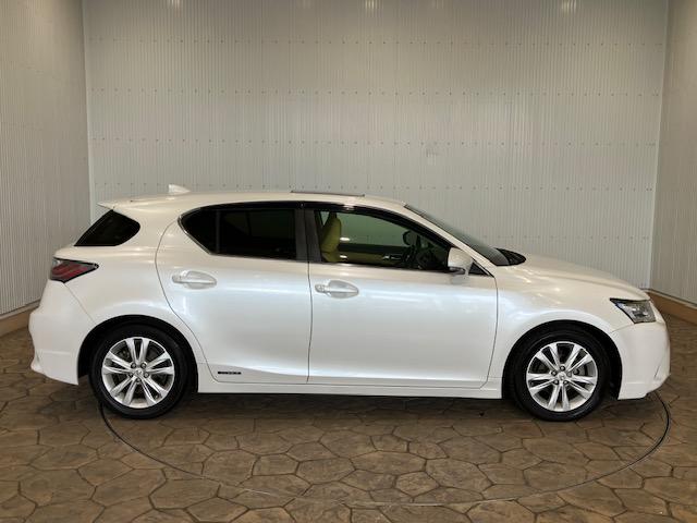 CT CT200hバージョンC メモリーナビ サンルーフ 前後ドラレコ アルミホイール パドルシフト TVナビ サイドエアバック 地デジTV バックガイドモニター キーレスエントリー ESC ETC付き AUTOエアコン エアバック(18枚目)