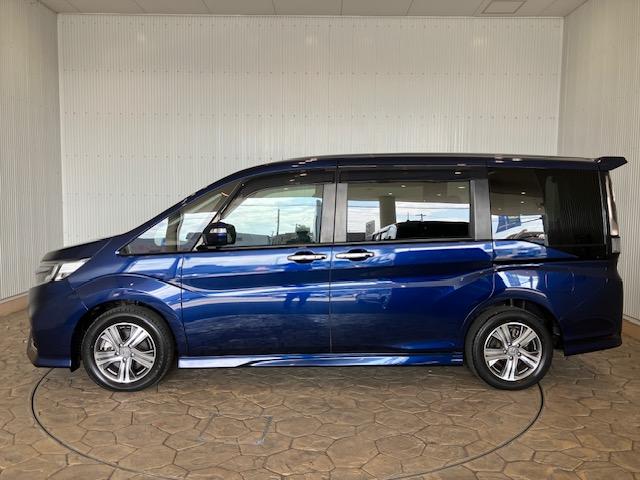 ステップワゴンスパーダ e:HEVスパーダG・EXホンダセンシング リア席モニター 9インチプレミアムインターナビ 前後ドラレコ アルミホイール フルセグTV Bluetooth対応 エアバック 地デジ クルコン サイドエアバッグ シ-トヒ-タ- 衝突軽減システム(14枚目)
