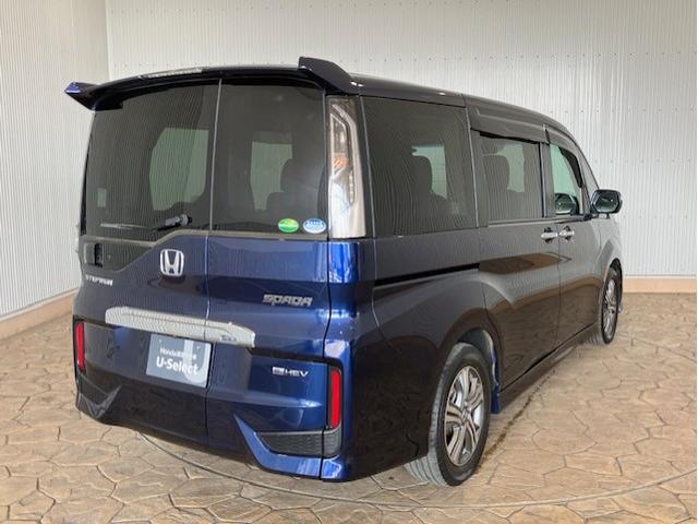 ステップワゴンスパーダ e:HEVスパーダG・EXホンダセンシング リア席モニター 9インチプレミアムインターナビ 前後ドラレコ アルミホイール フルセグTV Bluetooth対応 エアバック 地デジ クルコン サイドエアバッグ シ-トヒ-タ- 衝突軽減システム(17枚目)