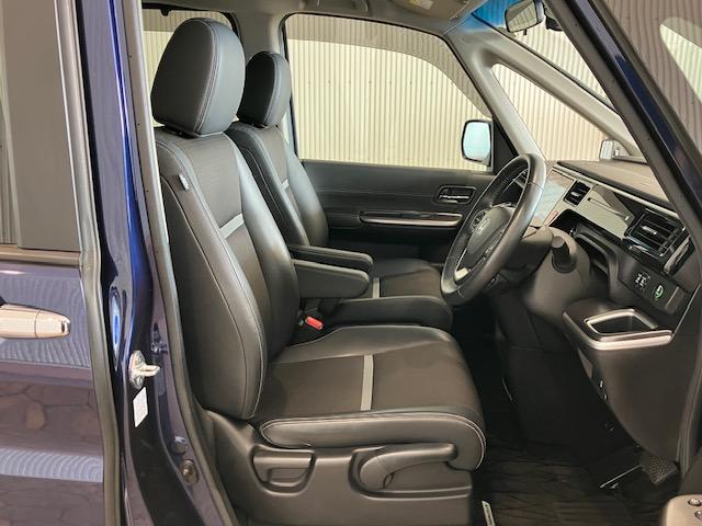 ステップワゴンスパーダ e:HEVスパーダG・EXホンダセンシング リア席モニター 9インチプレミアムインターナビ 前後ドラレコ アルミホイール フルセグTV Bluetooth対応 エアバック 地デジ クルコン サイドエアバッグ シ-トヒ-タ- 衝突軽減システム(28枚目)