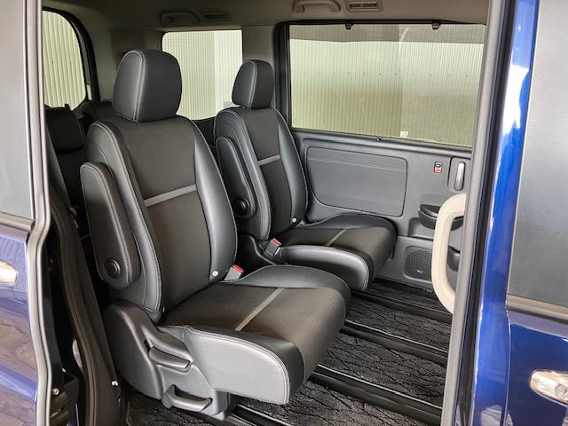 ステップワゴンスパーダ e:HEVスパーダG・EXホンダセンシング リア席モニター 9インチプレミアムインターナビ 前後ドラレコ アルミホイール フルセグTV Bluetooth対応 エアバック 地デジ クルコン サイドエアバッグ シ-トヒ-タ- 衝突軽減システム(29枚目)