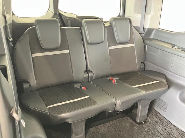 ステップワゴンスパーダ e:HEVスパーダG・EXホンダセンシング リア席モニター 9インチプレミアムインターナビ 前後ドラレコ アルミホイール フルセグTV Bluetooth対応 エアバック 地デジ クルコン サイドエアバッグ シ-トヒ-タ- 衝突軽減システム(32枚目)