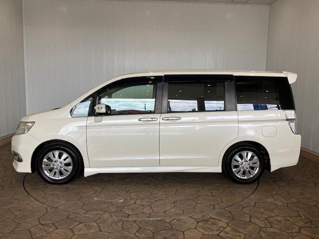 ステップワゴンスパーダ ZHDDナビエディション FOPナビ バックカメラ CD・DVD再生対応 ベンチシート ETC パドルシフト PS バックモニター付 DVD再生機能 PW 横滑り防止機能 キーレスE リアクーラー エアコン セキュリティ(6枚目)