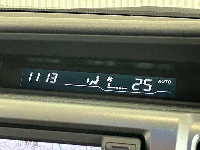 ステップワゴンスパーダ ZHDDナビエディション FOPナビ バックカメラ CD・DVD再生対応 ベンチシート ETC パドルシフト PS バックモニター付 DVD再生機能 PW 横滑り防止機能 キーレスE リアクーラー エアコン セキュリティ(17枚目)