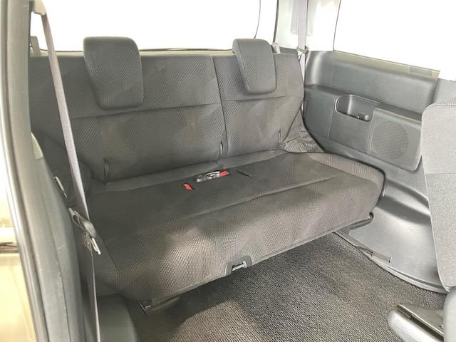 ステップワゴンスパーダ ZHDDナビエディション FOPナビ バックカメラ CD・DVD再生対応 ベンチシート ETC パドルシフト PS バックモニター付 DVD再生機能 PW 横滑り防止機能 キーレスE リアクーラー エアコン セキュリティ(24枚目)