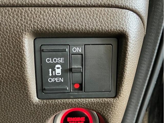 N-BOX L ホンダセンシング ディスプレイオーディオ いまコレ+ 新品フロアマット ETC 衝突回避支援ブレーキ I-STOP PW パワステ スマ-トキ- Bカメ 横滑り防止 LEDライト エアコン付き ABS(20枚目)