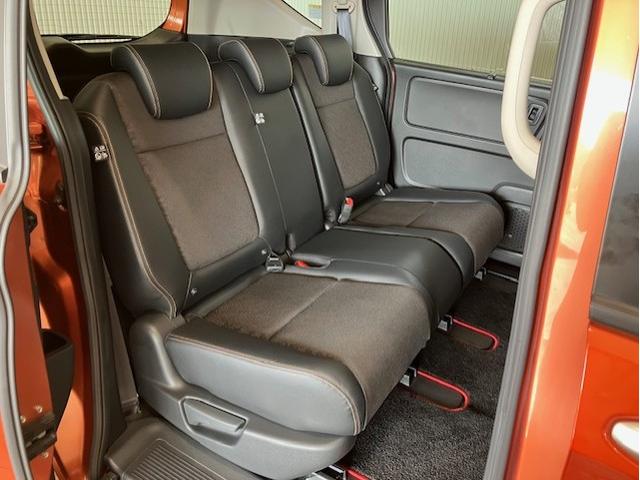 フリード+ハイブリッド ハイブリッド・クロスターホンダセンシング ディスプレイオーディオ 前後ドラレコ 無限フロアマット ETC CD再生対応 Bluetooth対応 アルミホイール バックカメラ シートヒーター サイドエアバッグ LEDヘッドライト スマートキー(25枚目)