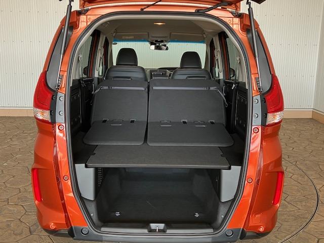 フリード+ハイブリッド ハイブリッド・クロスターホンダセンシング ディスプレイオーディオ 前後ドラレコ 無限フロアマット ETC CD再生対応 Bluetooth対応 アルミホイール バックカメラ シートヒーター サイドエアバッグ LEDヘッドライト スマートキー(28枚目)