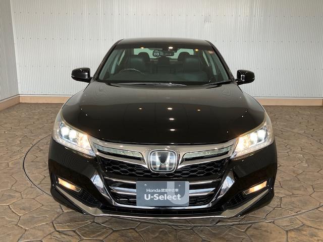 アコードハイブリッド EX FOPナビ 前後ドラレコ レザーパッケージ ETC シートヒーター アルミホイール フルセグTV CD・DVD再生対応 リヤカメラ 衝突軽減システム 本革 盗難防止装置 パワーウィンドウ 地デジ(17枚目)