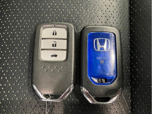 アコードハイブリッド EX FOPナビ 前後ドラレコ レザーパッケージ ETC シートヒーター アルミホイール フルセグTV CD・DVD再生対応 リヤカメラ 衝突軽減システム 本革 盗難防止装置 パワーウィンドウ 地デジ(26枚目)