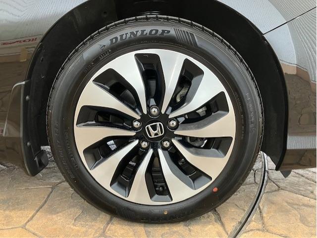 アコードハイブリッド EX FOPナビ 前後ドラレコ レザーパッケージ ETC シートヒーター アルミホイール フルセグTV CD・DVD再生対応 リヤカメラ 衝突軽減システム 本革 盗難防止装置 パワーウィンドウ 地デジ(27枚目)