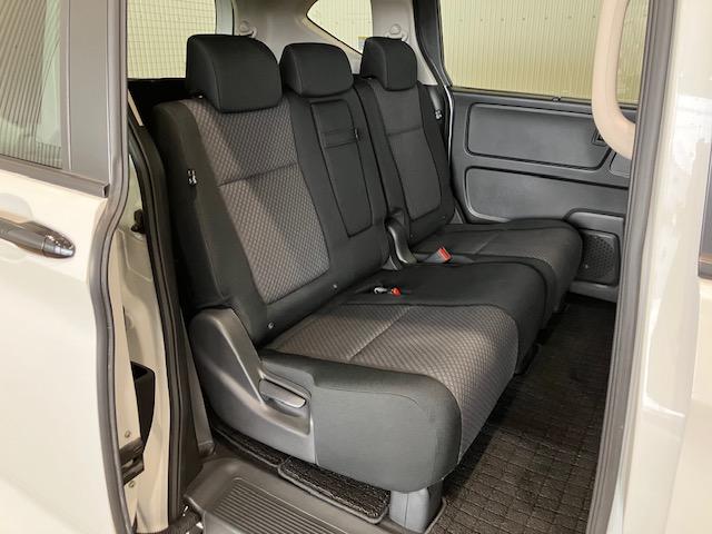 フリードハイブリッド ハイブリッド・Ｇブラックスタイル　レンタアップ　ホンダセンシング　９インチプレミアムインターナビ　ＥＴＣ　シートヒーター　アルミホイール　Ｂｌｕｅｔｏｏｔｈ対応　Ｗ電動ドア　衝突軽減ブレーキ　オートクルーズコントロール　Ｒカメラ（24枚目）