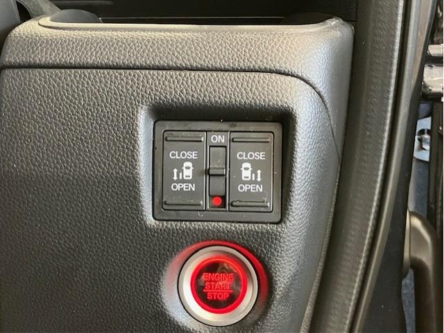 N-BOXカスタム EX ホンダセンシング 9インチプレミアムインターナビ 前後ドラレコ いまコレ+ 新品フロアマット 助手席スーパースライド LEDヘッド リアカメラ アイドリングストップ シートヒーター スマートキー(23枚目)