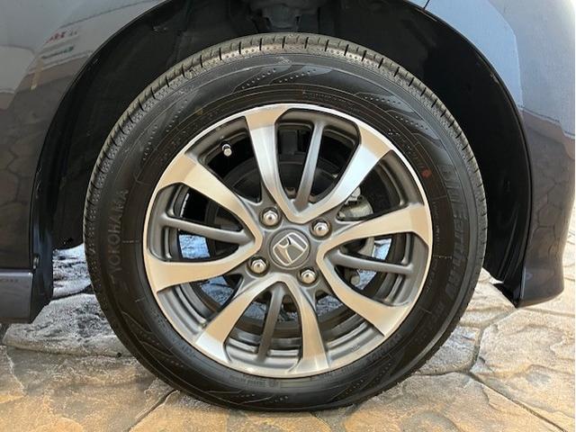 N-BOXカスタム EX ホンダセンシング 9インチプレミアムインターナビ 前後ドラレコ いまコレ+ 新品フロアマット 助手席スーパースライド LEDヘッド リアカメラ アイドリングストップ シートヒーター スマートキー(34枚目)