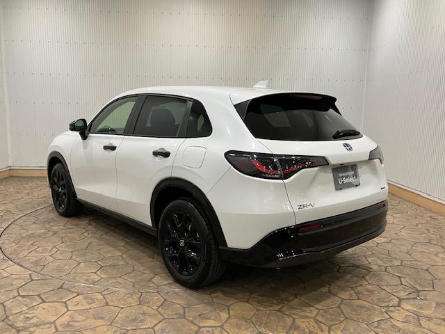 ZR-V e:HEVX特別仕様車ブラックスタイル 4WD ホンダセンシング ホンダコネクトディスプレイ マルチビューカメラ 後退出庫サポート ETC シートヒーター(4枚目)