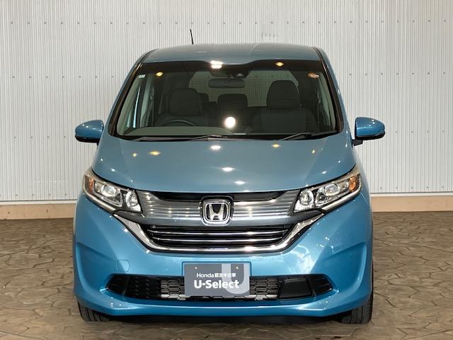 フリードハイブリッド ハイブリッド・Gホンダセンシング 9インチプレミアムインターナビ 7人乗り 軽減ブレーキ キーフリーシステム DVD再生可能 ECON 後カメラ Aクルーズ 地デジフルセグTV 横滑防止 パワーウインドウ 3列シート ETC付 ABS(7枚目)