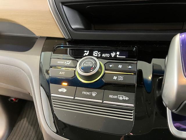 フリードハイブリッド ハイブリッド・Gホンダセンシング 9インチプレミアムインターナビ 7人乗り 軽減ブレーキ キーフリーシステム DVD再生可能 ECON 後カメラ Aクルーズ 地デジフルセグTV 横滑防止 パワーウインドウ 3列シート ETC付 ABS(15枚目)