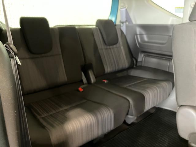 フリードハイブリッド ハイブリッド・Gホンダセンシング 9インチプレミアムインターナビ 7人乗り 軽減ブレーキ キーフリーシステム DVD再生可能 ECON 後カメラ Aクルーズ 地デジフルセグTV 横滑防止 パワーウインドウ 3列シート ETC付 ABS(26枚目)