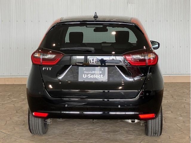 フィット ネス 4WD メモリーナビ アクセントツートンカラー クルコン リアカメラ LEDヘッドライト(7枚目)