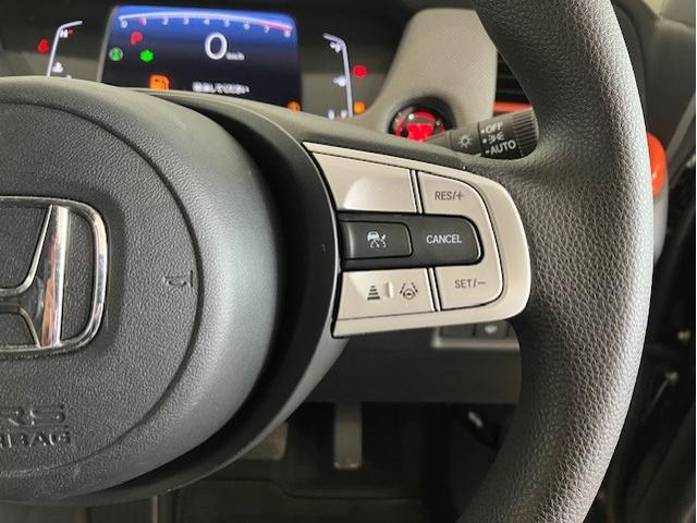 フィット ネス 4WD メモリーナビ アクセントツートンカラー クルコン リアカメラ LEDヘッドライト(19枚目)