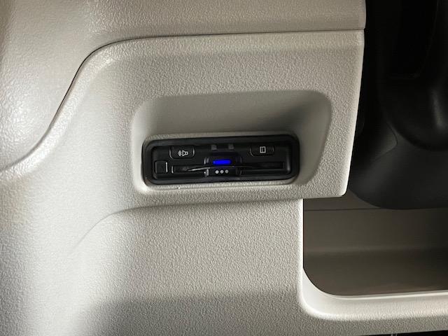 N-BOX ベースグレード ディスプレイオーディオ ホンダセンシング 衝突軽減システム スマートキ- イモビライザー ECOモード 横滑り防止 オートクルーズ LEDヘッドライト キーフリー パワーステアリング オートエアコン(15枚目)