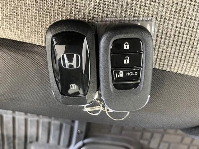 N-BOX ベースグレード ディスプレイオーディオ ホンダセンシング 衝突軽減システム スマートキ- イモビライザー ECOモード 横滑り防止 オートクルーズ LEDヘッドライト キーフリー パワーステアリング オートエアコン(29枚目)