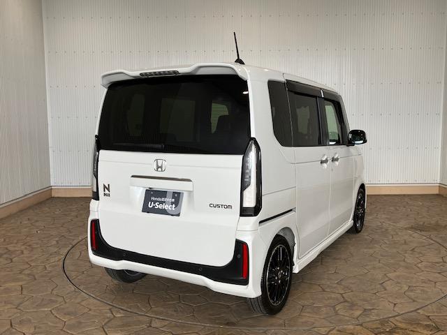 N-BOXカスタム ターボコーディネートスタイル ホンダセンシング 9インチホンダコネクトナビ 前後ドラレコ アルミホイール パドルシフト Bluetooth対応 フルセグTV 両側電動ドア Rカメラ クルコン スマートキ- パワーステアリング(4枚目)