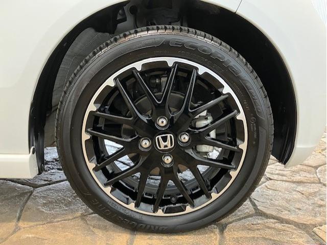 N-BOXカスタム ターボコーディネートスタイル ホンダセンシング 9インチホンダコネクトナビ 前後ドラレコ アルミホイール パドルシフト Bluetooth対応 フルセグTV 両側電動ドア Rカメラ クルコン スマートキ- パワーステアリング(34枚目)