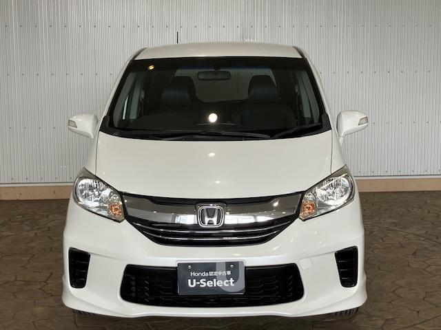 フリード Gプレミアムエディション 6人乗り メモリーナビ 両側パワースライドドア 地デジTV 盗難防止 VSA Bカメラ オートクルーズ パワステ AAC ETC車載器 3列シート パワーウィンド ABS Wエアバック エアバッグ(11枚目)