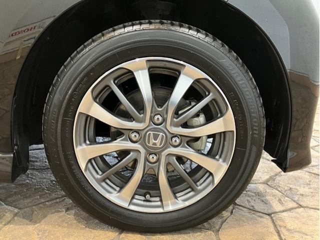 N-BOXカスタム L ホンダセンシング メモリーナビ 前後ドラレコ いまコレ+ 新品フロアマット アルミホイール Bluetooth対応 フルセグTV サイドエアバッグ ナビTV Aストップ シートヒータ LEDライト(35枚目)