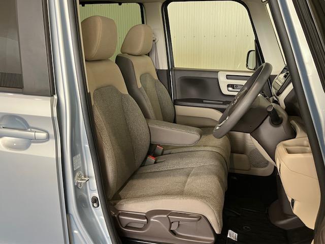 N-BOX G・Lホンダセンシング 雹害車 AM/FMチューナー ETC いまコレ+ 新品フロアマット 片側電動スライドドア CD再生対応 レーダブレーキ Sヒータ Aストップ カーテンエアバック ESC キーフリーシステム クルコン(21枚目)