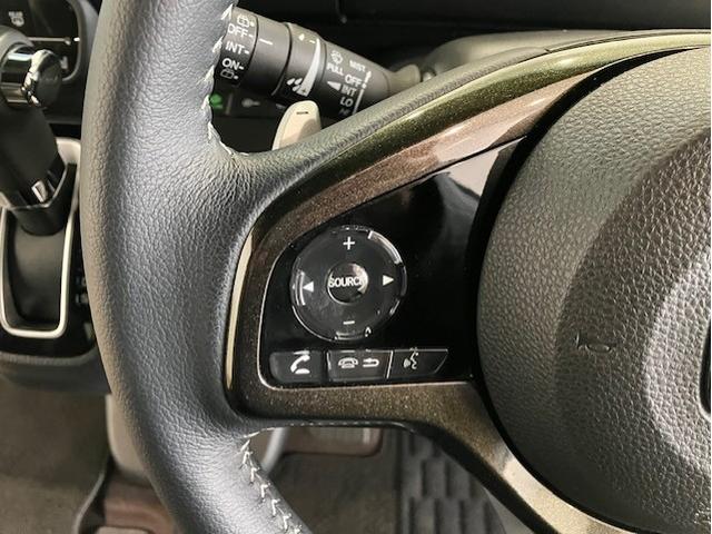 N-BOXカスタム G・EXターボホンダセンシング 8インチプレミアムインターナビ 前後ドラレコ いまコレ+ 新品フロアマット 無限フロントグリル 無限フロントスポイラー Rカメ 前席シートヒーター クルコン ナビTV サイドエアバッグ タ-ボ ETC(10枚目)