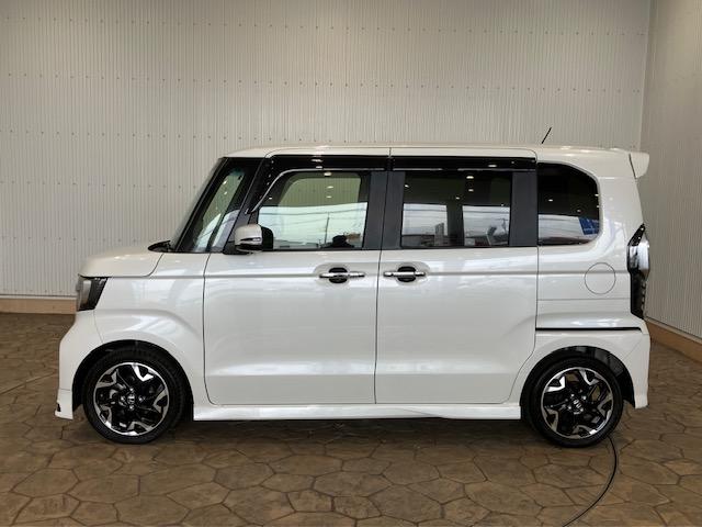 N-BOXカスタム G・EXターボホンダセンシング 8インチプレミアムインターナビ 前後ドラレコ いまコレ+ 新品フロアマット 無限フロントグリル 無限フロントスポイラー Rカメ 前席シートヒーター クルコン ナビTV サイドエアバッグ タ-ボ ETC(12枚目)