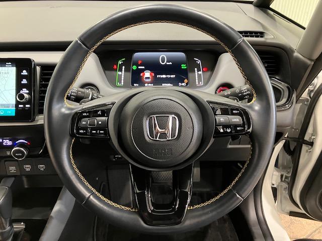 フィット e:HEVRS ホンダセンシング ホンダコネクトディスプレイ 前後ドラレコ パドルシフト アルミホイール エアバッグ ナビ&TV パワーウィンドウ 助手席エアバッグ Dレコ フルセグテレビ LEDヘッドランプ ABS(9枚目)