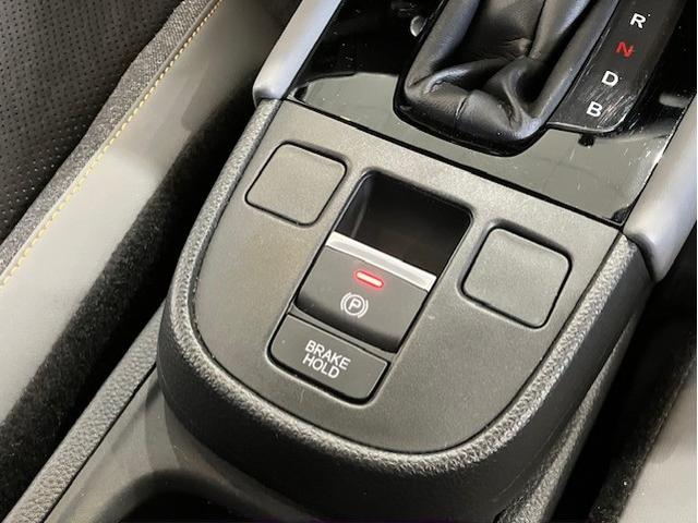 フィット e:HEVRS ホンダセンシング 9インチプレミアムインターナビ 前後ドラレコ パドルシフト アルミホイール エアバッグ ナビ&TV パワーウィンドウ 助手席エアバッグ Dレコ フルセグテレビ LEDヘッドランプ(21枚目)