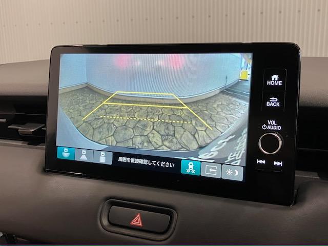ヴェゼル e:HEVZ ホンダセンシング ホンダコネクトディスプレイ 前後ドラレコ ブラインドスポット 後退出庫サポート 衝突回避支援ブレーキ機能 スマキ Pトランク フルオートエアコン Dレコ エアバッグ 両席エアバック(7枚目)