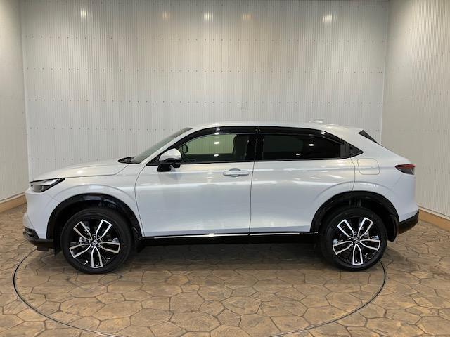 ヴェゼル e:HEVZ ホンダセンシング ホンダコネクトディスプレイ 前後ドラレコ ブラインドスポット 後退出庫サポート 衝突回避支援ブレーキ機能 スマキ Pトランク フルオートエアコン Dレコ エアバッグ 両席エアバック(12枚目)