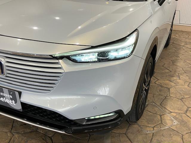 ヴェゼル e:HEVZ ホンダセンシング ホンダコネクトディスプレイ 前後ドラレコ ブラインドスポット 後退出庫サポート 衝突回避支援ブレーキ機能 スマキ Pトランク フルオートエアコン Dレコ エアバッグ 両席エアバック(17枚目)