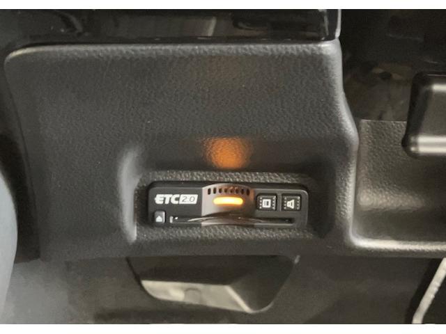 ヴェゼル e:HEVZ ホンダセンシング ホンダコネクトディスプレイ 前後ドラレコ ブラインドスポット 後退出庫サポート 衝突回避支援ブレーキ機能 スマキ Pトランク フルオートエアコン Dレコ エアバッグ 両席エアバック(21枚目)