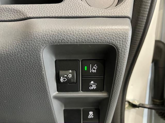 N-VAN G ホンダセンシング CDチューナー オールシーズンマット 社外アルミホイール パワーウィンドー フルオートエアコン 衝突軽減ブレーキ キーレス クルーズコントロール 4WD 横滑り防止 両側スライドドア(15枚目)