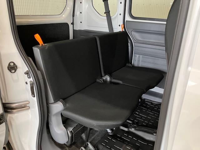 N-VAN G ホンダセンシング CDチューナー オールシーズンマット 社外アルミホイール パワーウィンドー フルオートエアコン 衝突軽減ブレーキ キーレス クルーズコントロール 4WD 横滑り防止 両側スライドドア(19枚目)