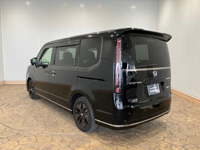 ステップワゴン e:HEVスパーダ ホンダセンシング 11.4インチホンダコネクトナビ 8人乗り 前後ドラレコ ブラインドスポット アルミホイール デュアルエアコン フルオートエアコン ESC シートヒータ キーフリー イモビ ABS(14枚目)