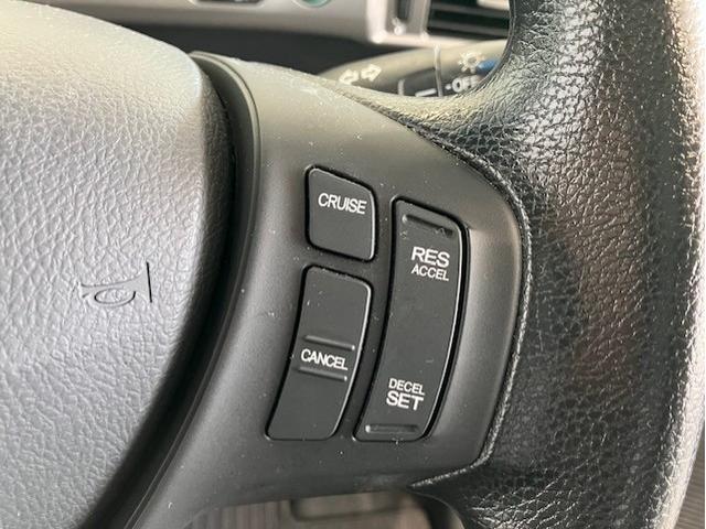 フリード Gプレミアムエディション メモリーナビ リア席モニター 前後ドラレコ クルーズコントロール ETC Bluetooth対応 フルセグTV 地デジTV 盗難防止 VSA Bカメラ オートクルーズ キーレスキー パワステ AAC(12枚目)