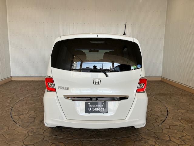 フリード Gプレミアムエディション メモリーナビ リア席モニター 前後ドラレコ クルーズコントロール ETC Bluetooth対応 フルセグTV 地デジTV 盗難防止 VSA Bカメラ オートクルーズ キーレスキー パワステ AAC(15枚目)