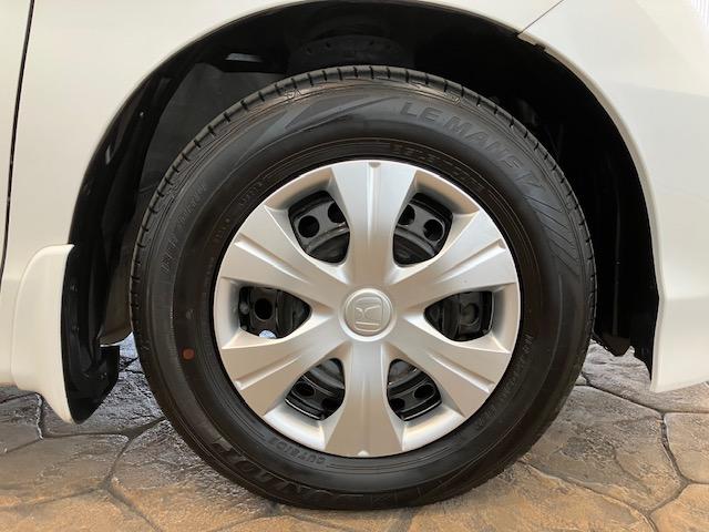 フリード Gプレミアムエディション メモリーナビ リア席モニター 前後ドラレコ クルーズコントロール ETC Bluetooth対応 フルセグTV 地デジTV 盗難防止 VSA Bカメラ オートクルーズ キーレスキー パワステ AAC(30枚目)