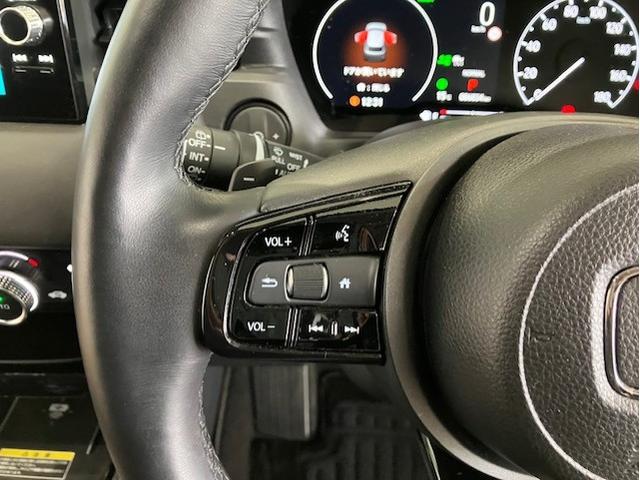ヴェゼル e:HEVZ ホンダセンシング ホンダコネクトディスプレイ ブラインドスポット マルチビューカメラ 後退出庫サポート 衝突回避支援ブレーキ機能 パノラミックビューモニター スマキ Pトランク フルオートエアコン(13枚目)