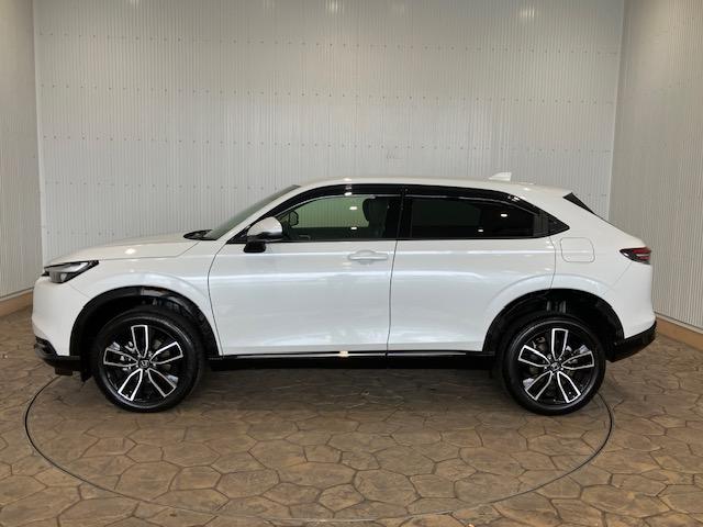 ヴェゼル e:HEVZ ホンダセンシング ホンダコネクトディスプレイ ブラインドスポット マルチビューカメラ 後退出庫サポート 衝突回避支援ブレーキ機能 パノラミックビューモニター スマキ Pトランク フルオートエアコン(15枚目)