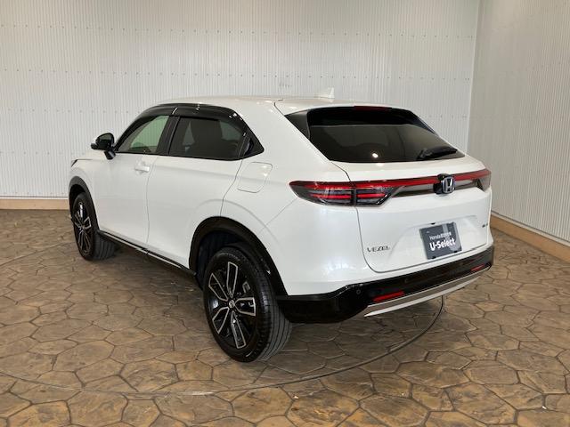 ヴェゼル e:HEVZ ホンダセンシング ホンダコネクトディスプレイ ブラインドスポット マルチビューカメラ 後退出庫サポート 衝突回避支援ブレーキ機能 パノラミックビューモニター スマキ Pトランク フルオートエアコン(16枚目)